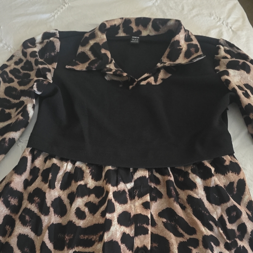SHEIN Leopard Print Collar Blouse
